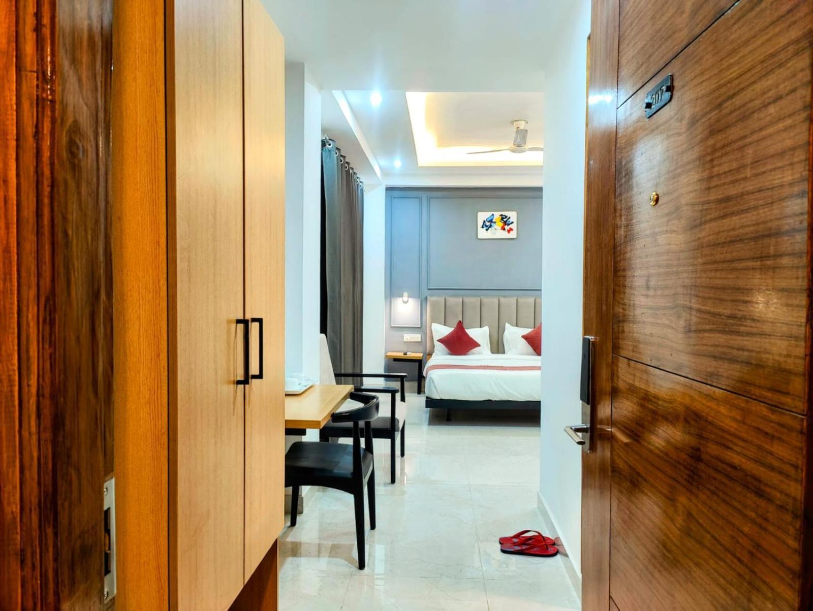 Mavens White Artemis Hospital Road Sector 52 Gurgaon Ξενοδοχείο Εξωτερικό φωτογραφία